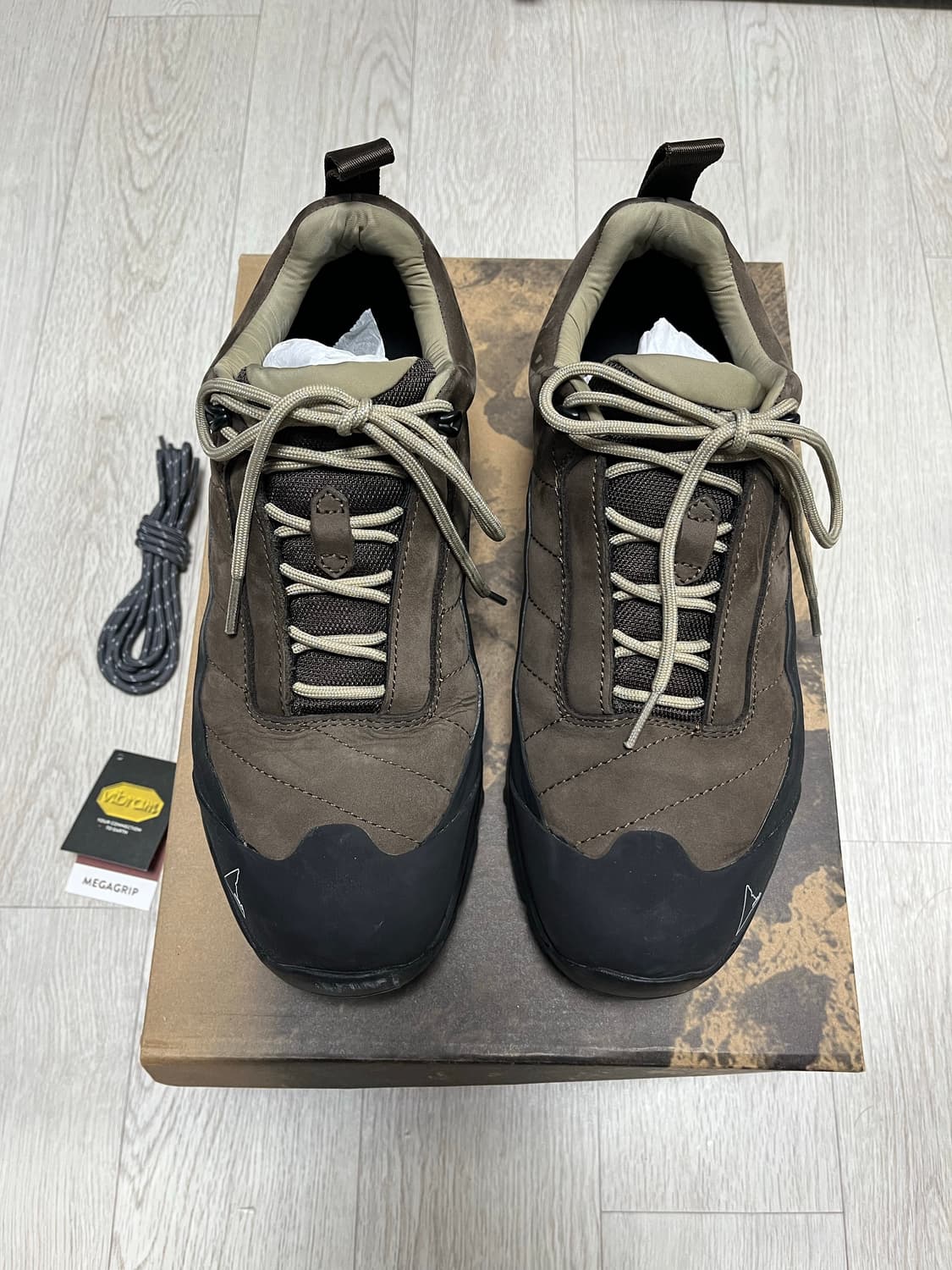 로아 카타리나 브라운 블랙, 42사이즈 판매 상품이미지1