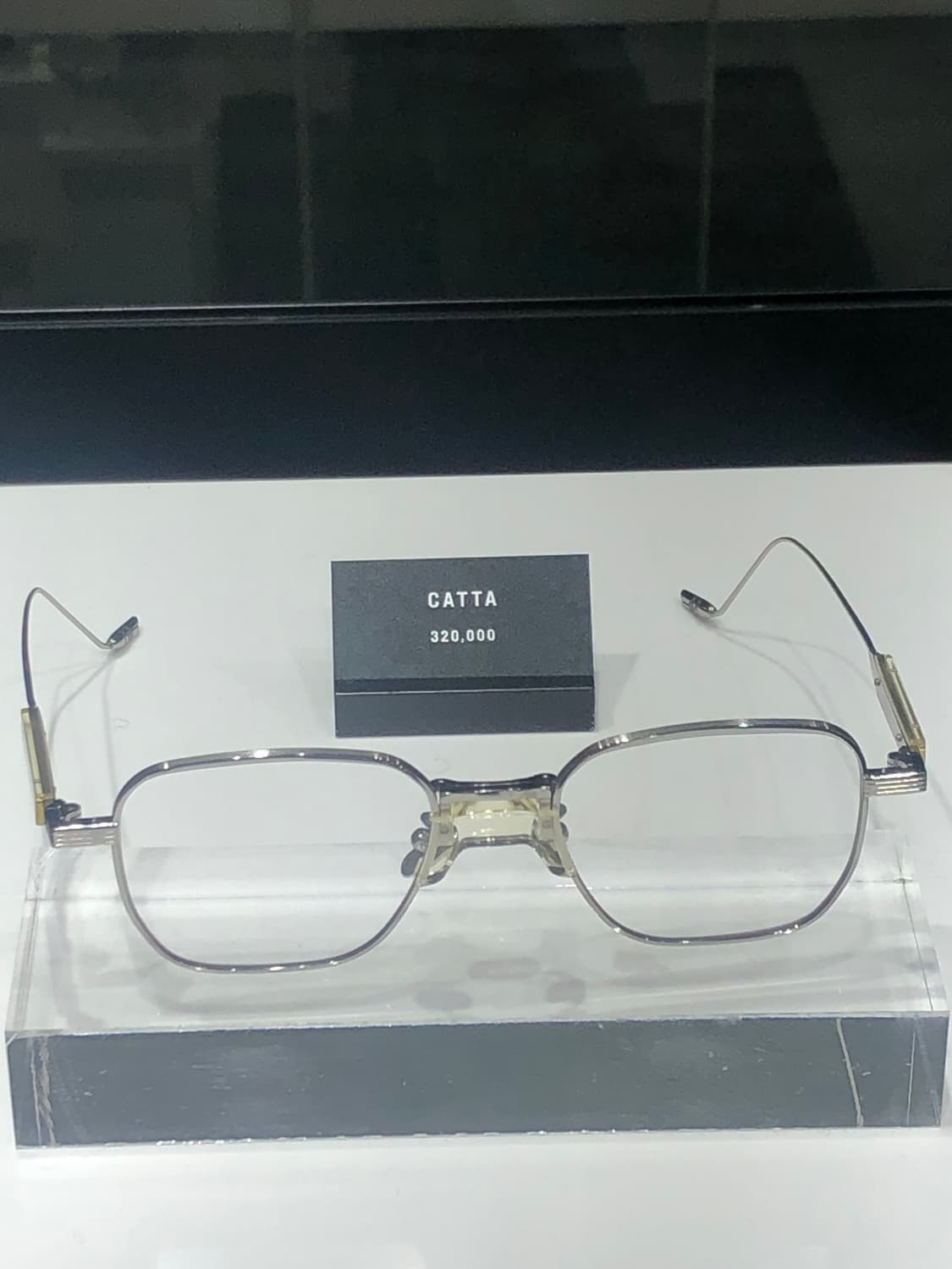 젠틀몬스터 CATTA 카타 안경테 상품이미지1