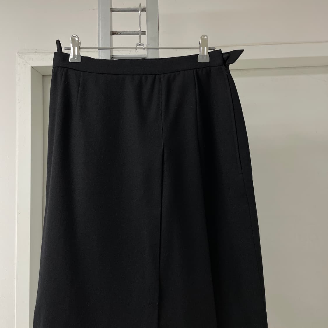 발렌티노 블랙 스커트 10 상품이미지2