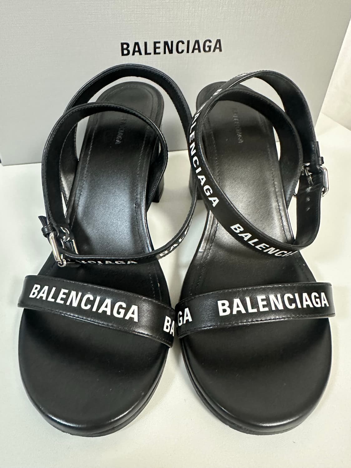 발렌시아가 스트랩 레더 샌들힐 (35.5) 상품이미지2