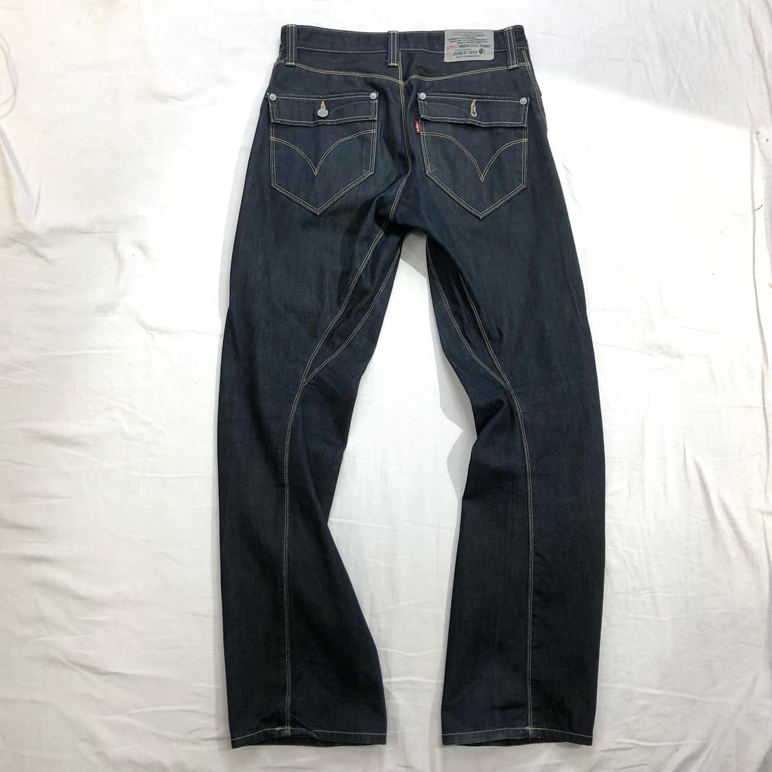 리바이스 엔지니어드 스티치 포인트 데님 팬츠 32 상품이미지2