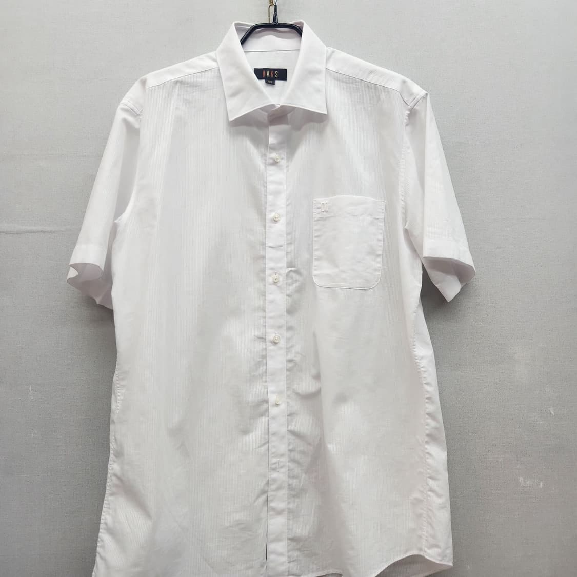 닥스 원포켓 로고 핀스트라이프 반팔셔츠 105(XL) 상품이미지1