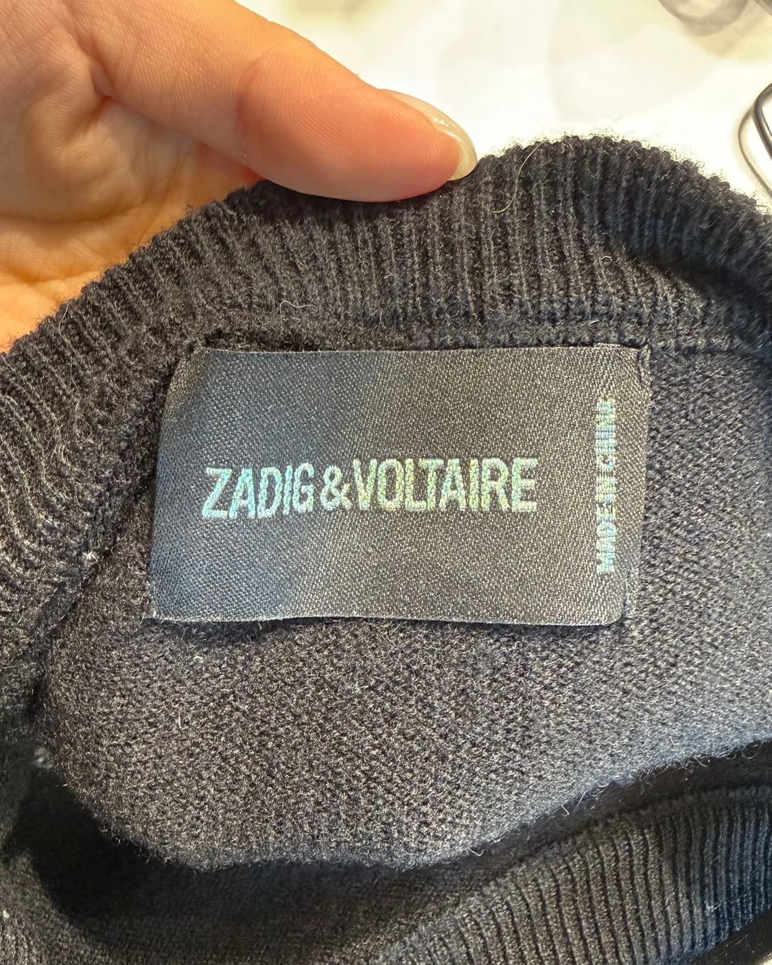 쟈딕앤볼테르 블랙 러브 캐시미어 니트  상품이미지8