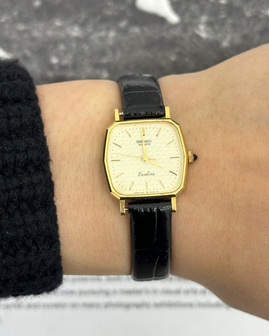 세이코 엑셀린 골드 카보숑 쿼츠 시계 상품이미지8