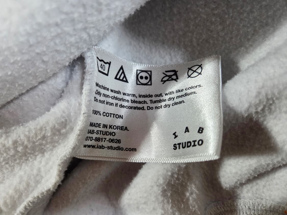 IAB studio 아이앱 스튜디오 라이트 그레이 후드티
 상품이미지6