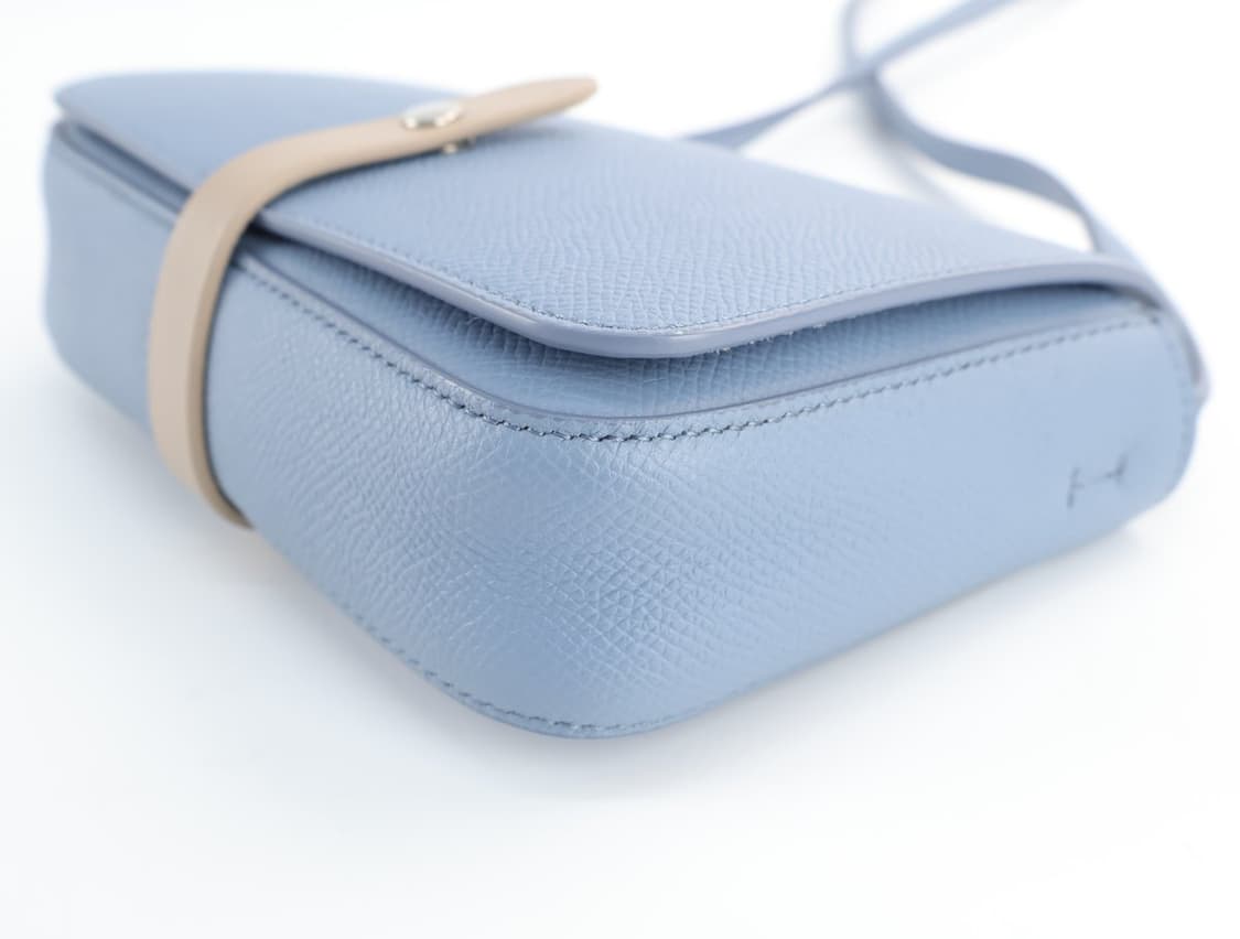 셀린느 송아지 가죽 스트랩 클러치백 크로스백 스카이블루 상품이미지6