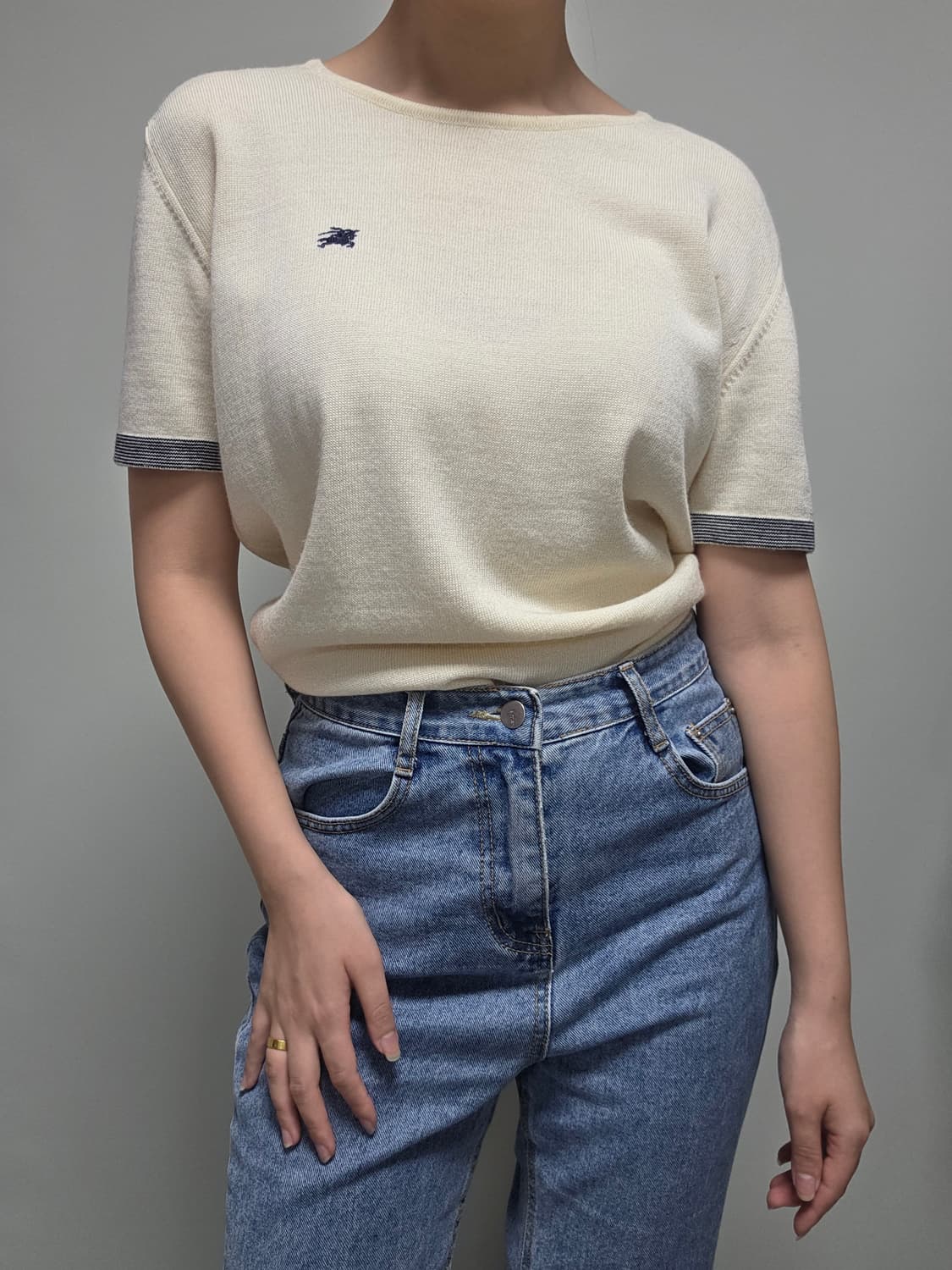 Burberrys / 아이보리 라운드 배색니트 (Black Stripe) 상품이미지10