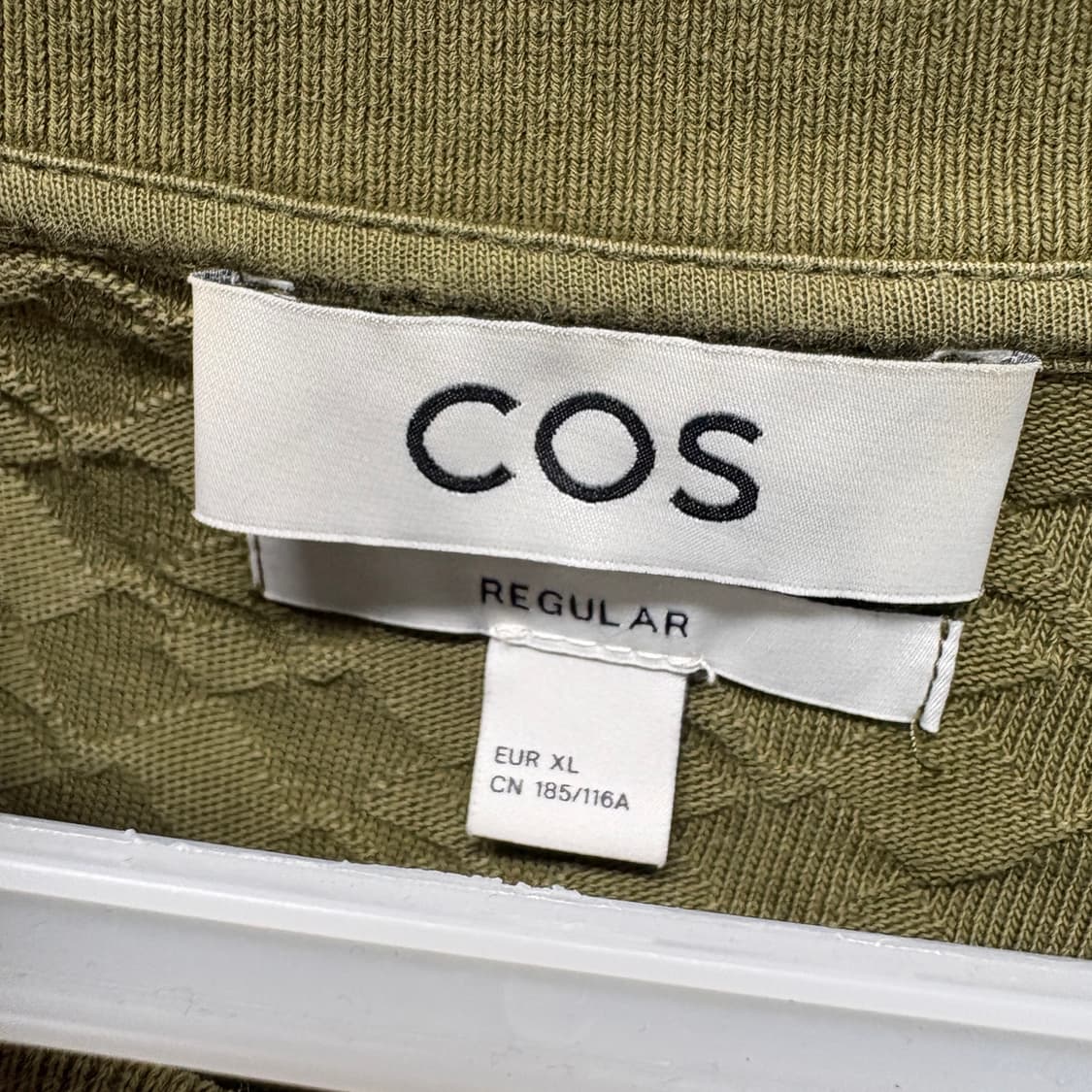 COS 텍스처 반팔 티셔츠 상품이미지5