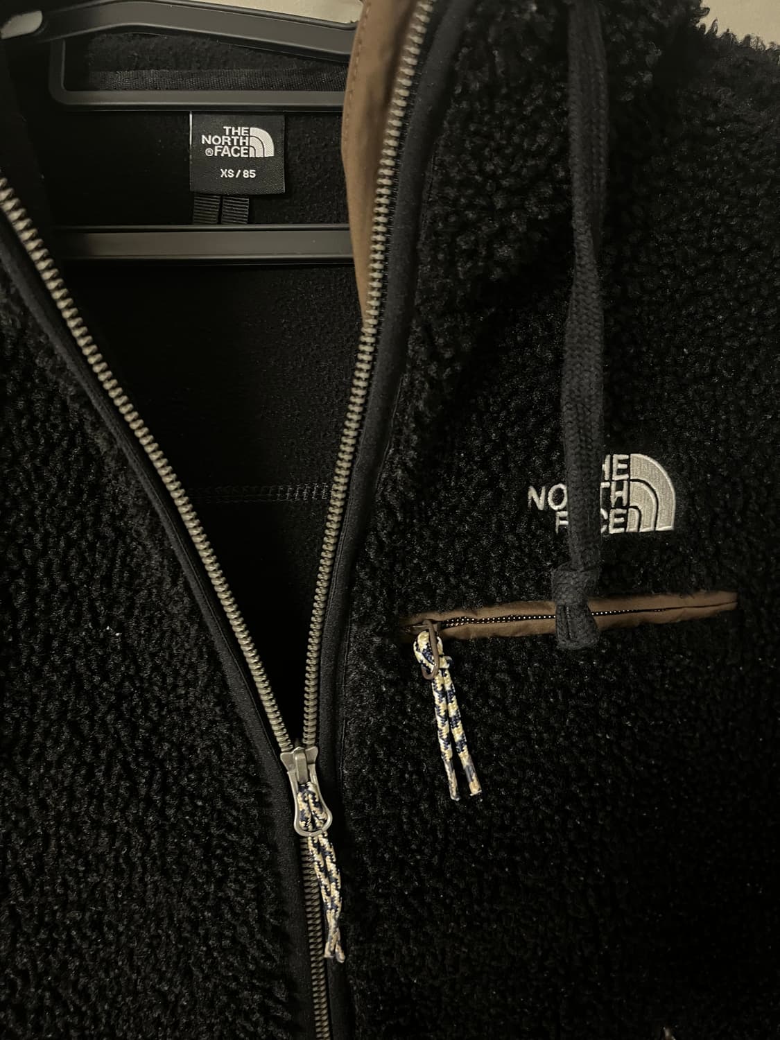 [시착 5회 미만] 노스페이스 뽀글이 후리스 후드 블랙 [XS] 상품이미지5