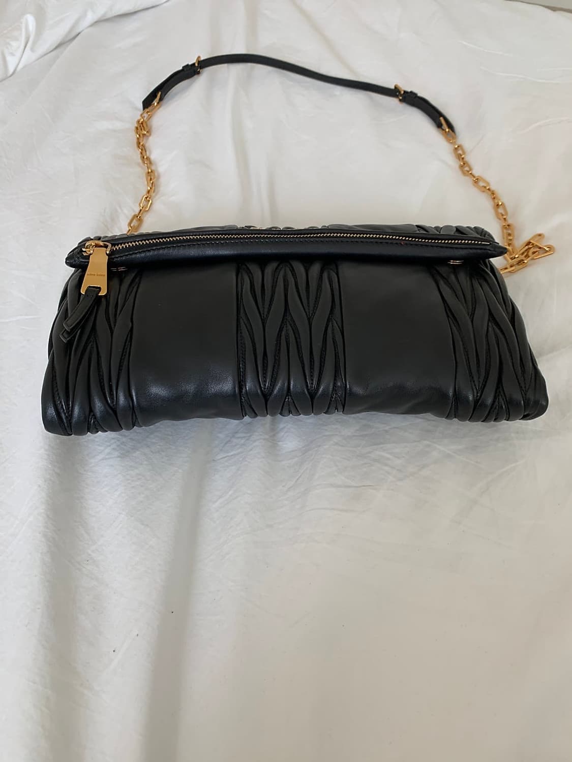 미우미우 마틀라쎄 체인 플랩 크로스백 숄더백 상품이미지7