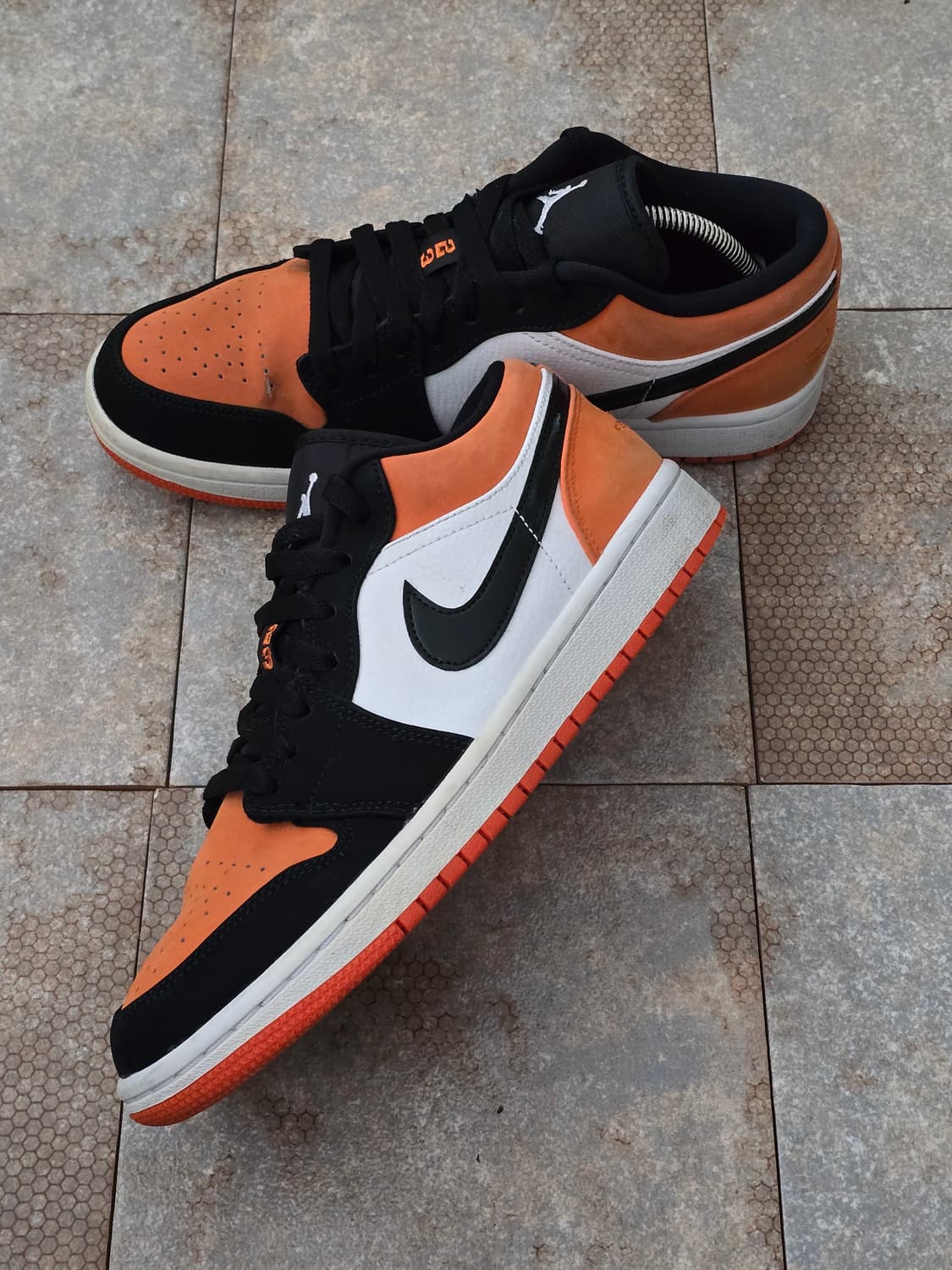 (250)나이키 조던 1 로우 쉐터드 백보드  상품이미지2