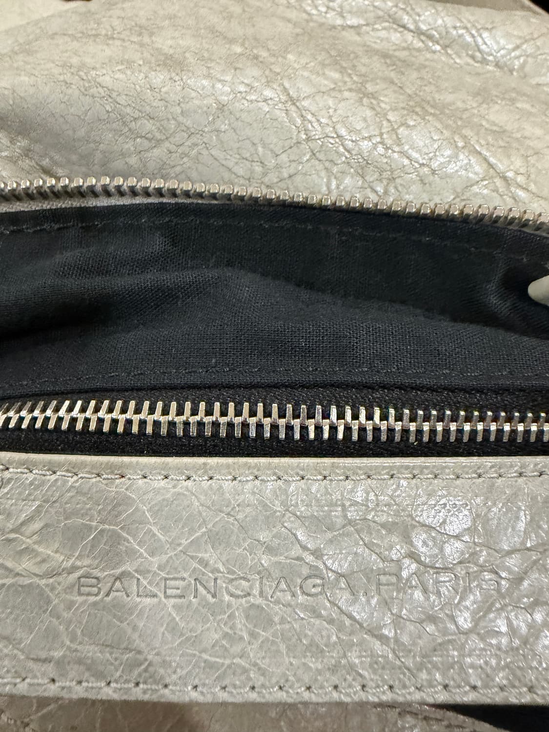 발렌시아가 모터 크로스백 상품이미지6