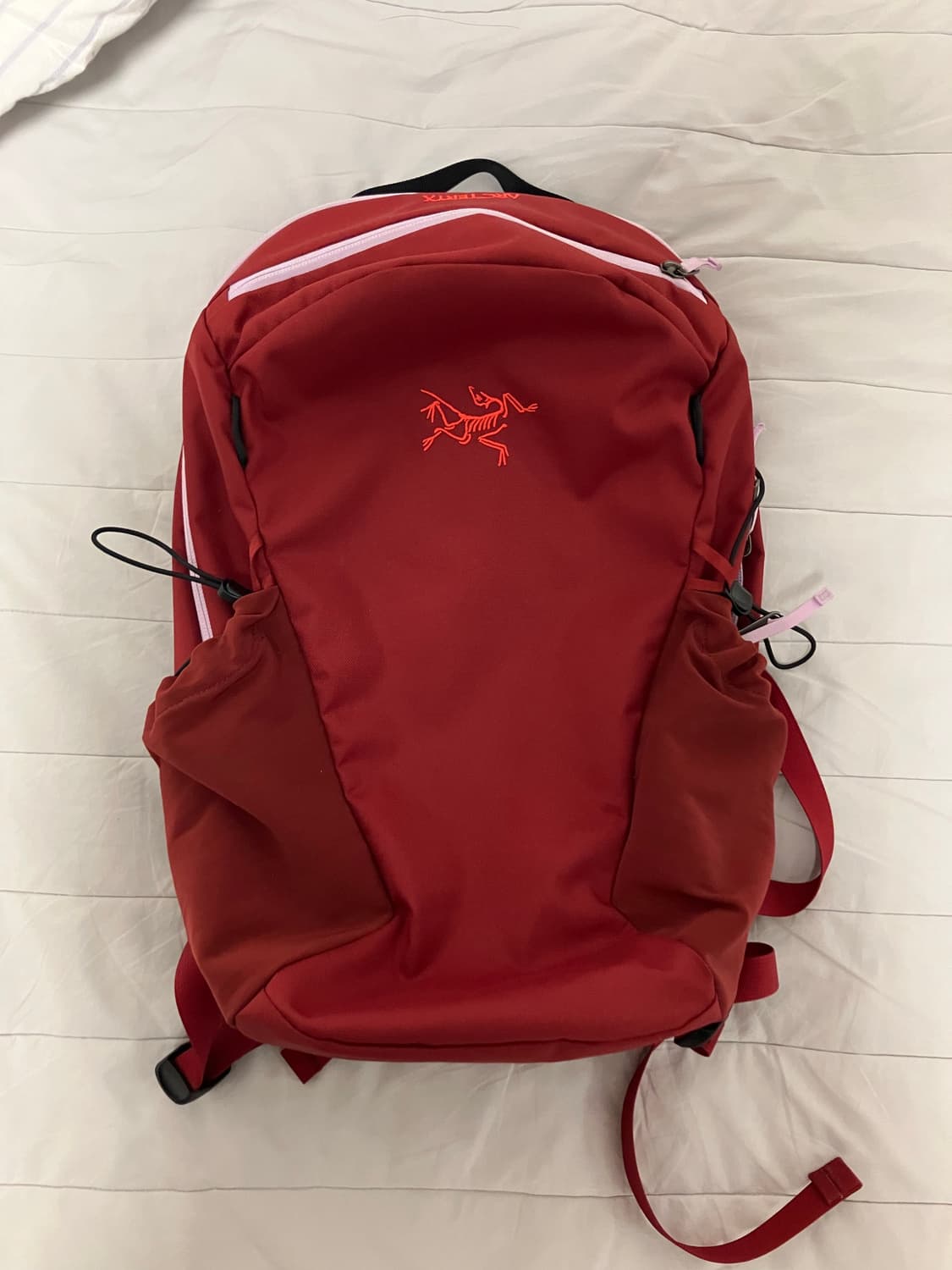 아크테릭스 맨티스16 보르도  상품이미지1