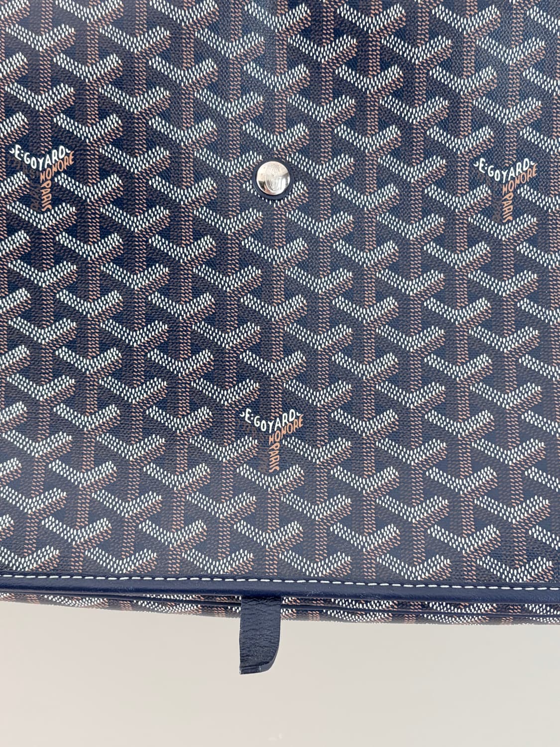 고야드 카페티엔 MM 메신저 백 상품이미지2