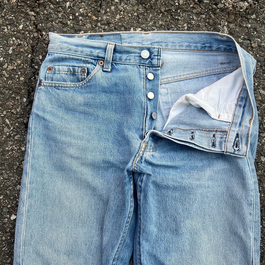 90년대에 미국에서 생산된 리바이스 501 데님 상품이미지3