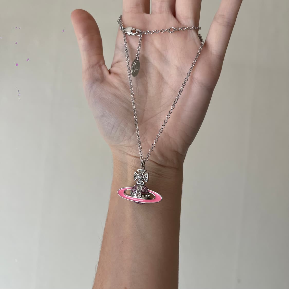 비비안웨스트우드 크리스털 장식 오브 펜던트 네크리스  상품이미지5