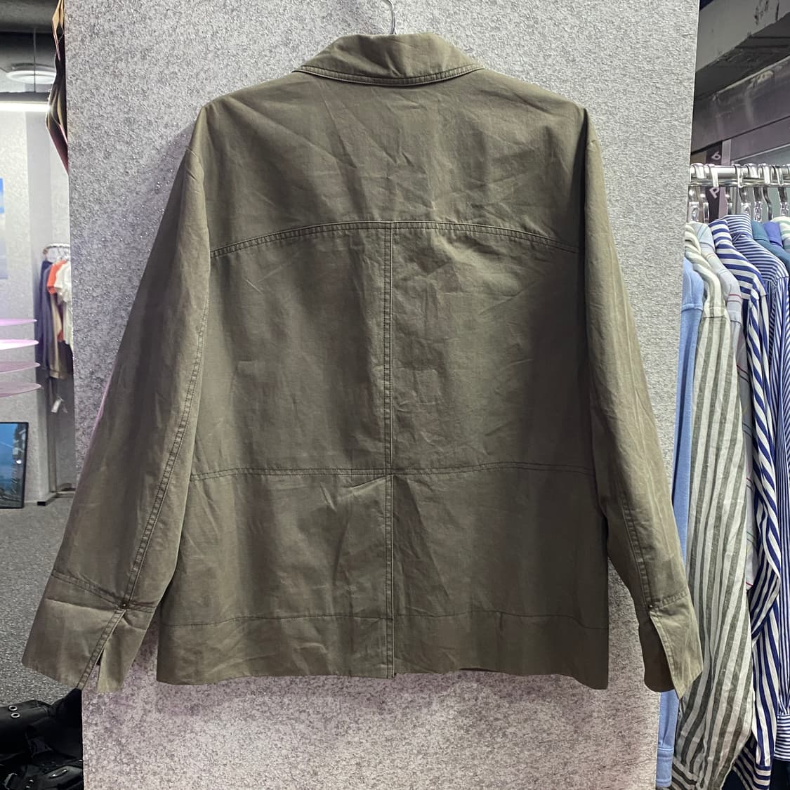 마뗑킴 카펜터 버튼 워크 자켓 B4461 상품이미지4