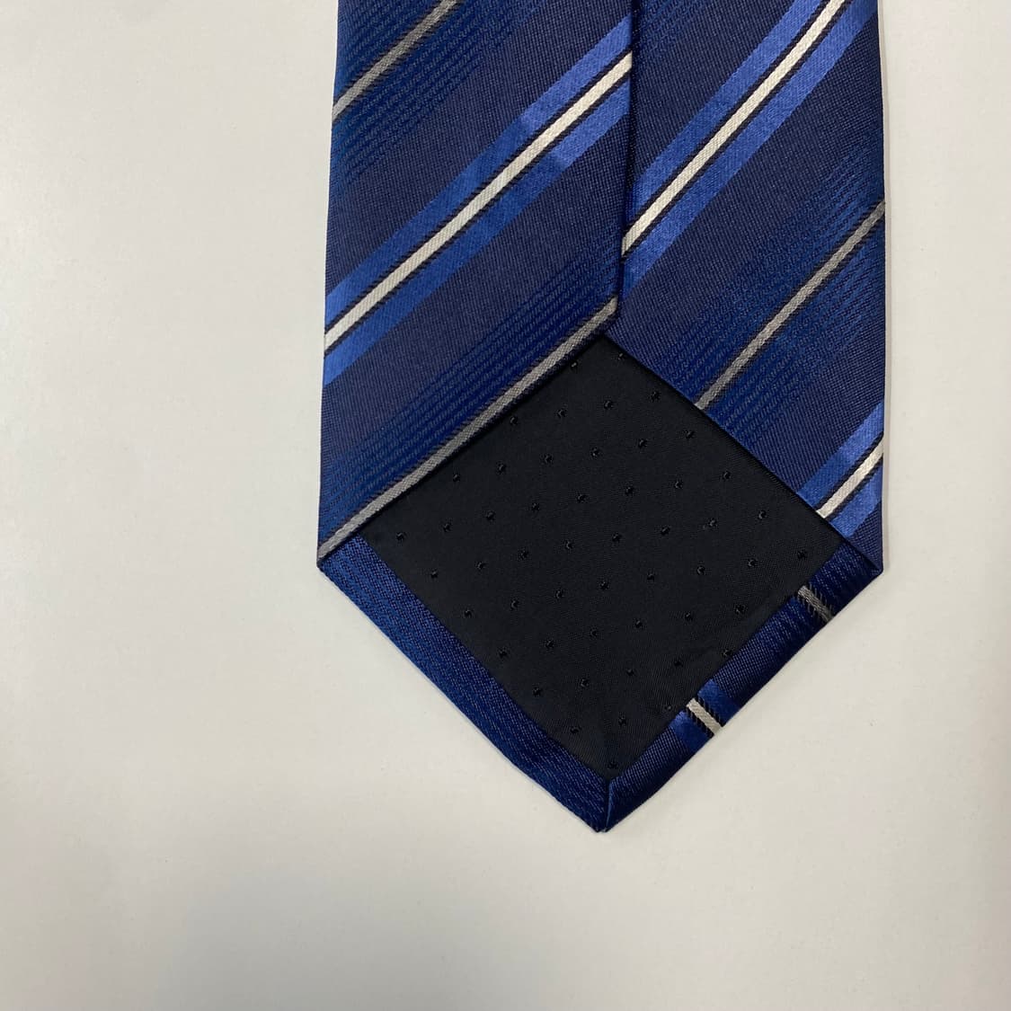 DKNY 명품 정품 실크넥타이 8.6cm 상품이미지8