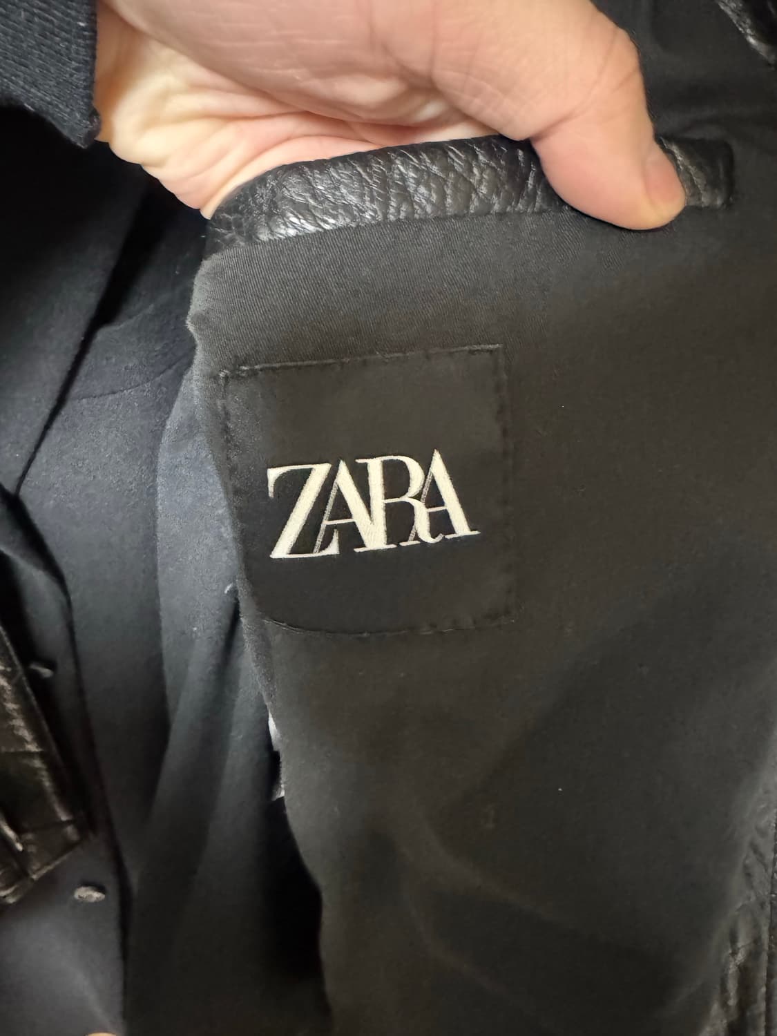 자라 zara 버팔로 레더 오버사이즈 자켓 M (105) 상품이미지2