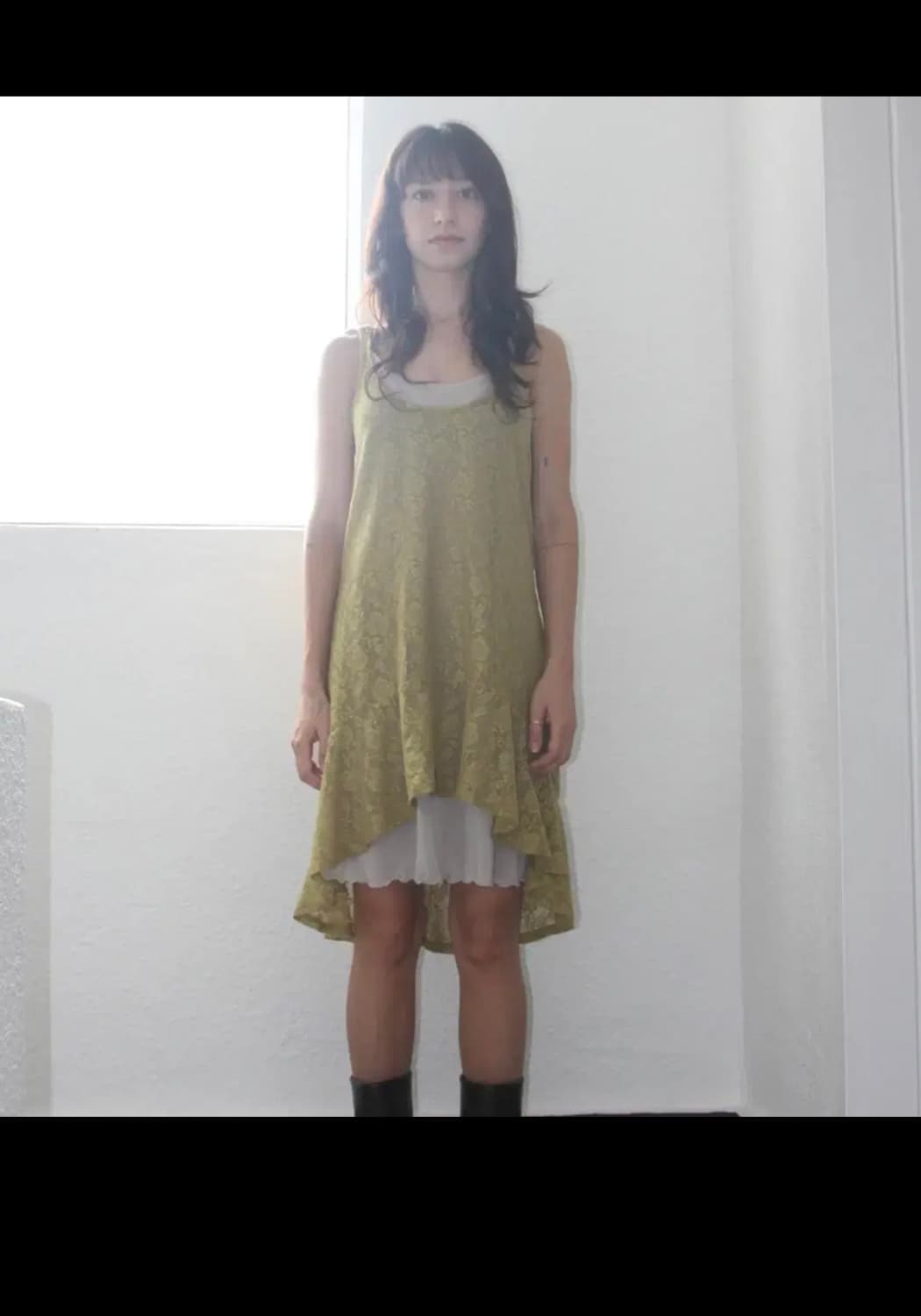 구해요) amorshaee Lace Flare Dress - olive 상품이미지1