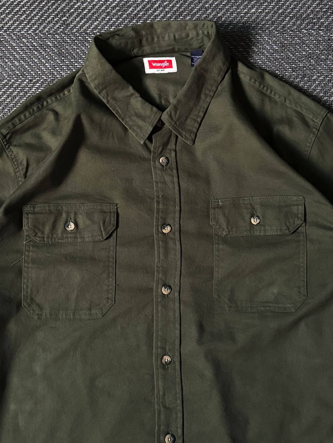 랭글러 데드스탁 올리브 헤비코튼 워크 셔츠 (110) 상품이미지2