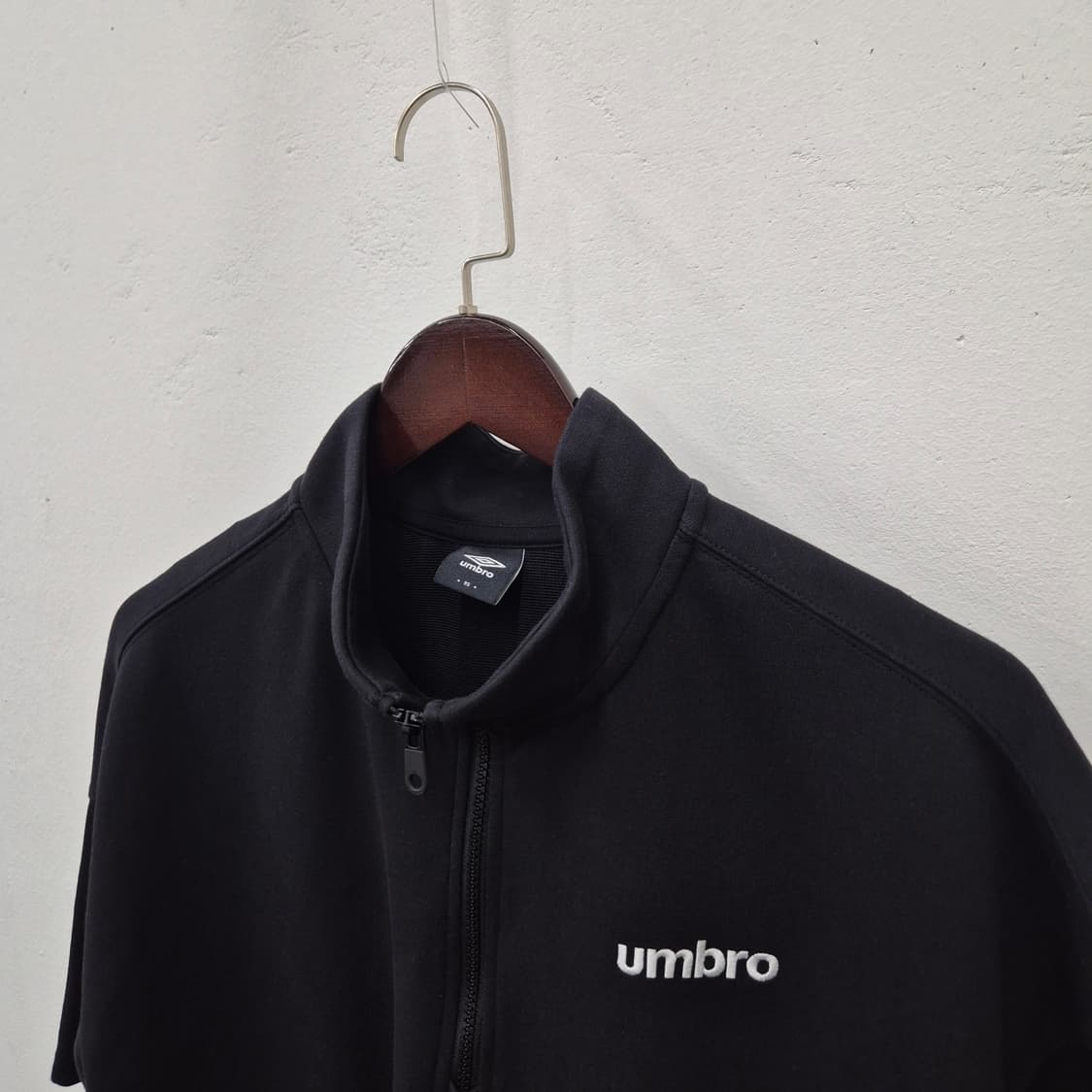 엄브로 반팔 하트집업 아노락 95 상품이미지2