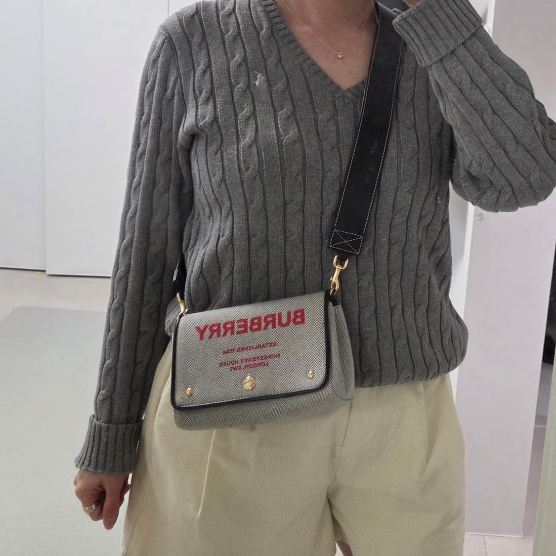 BURBERRY 버버리 정품 호스페리 크로스백 미니크로스 패브릭 레더백 상품이미지10