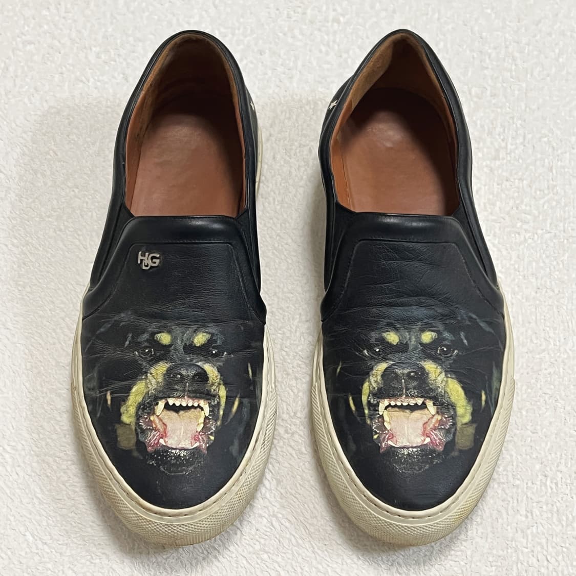 지방시 로트와일러 슬립온 상품이미지1