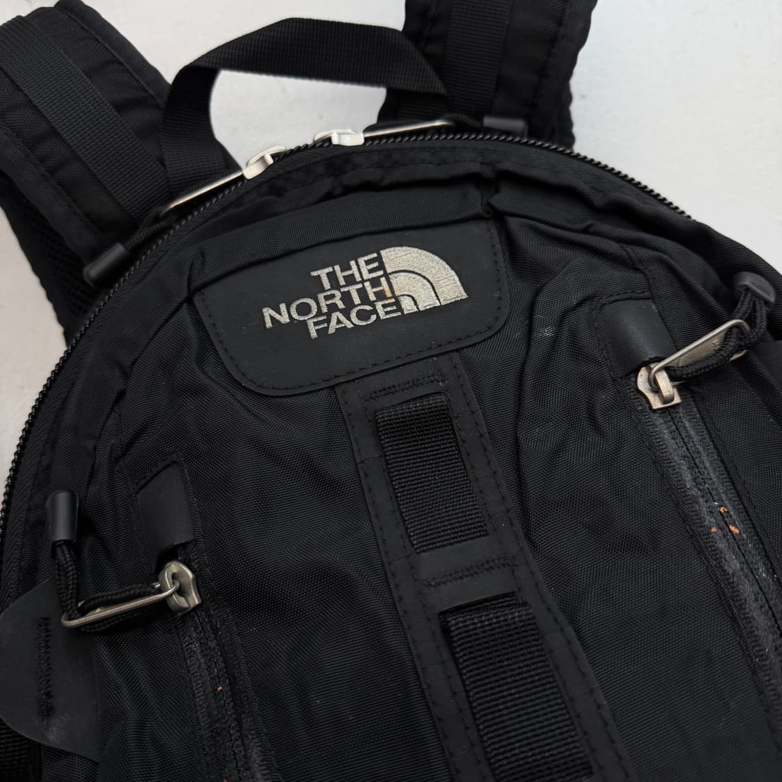 노스페이스 미니샷 고프코어 백팩 블랙 상품이미지4