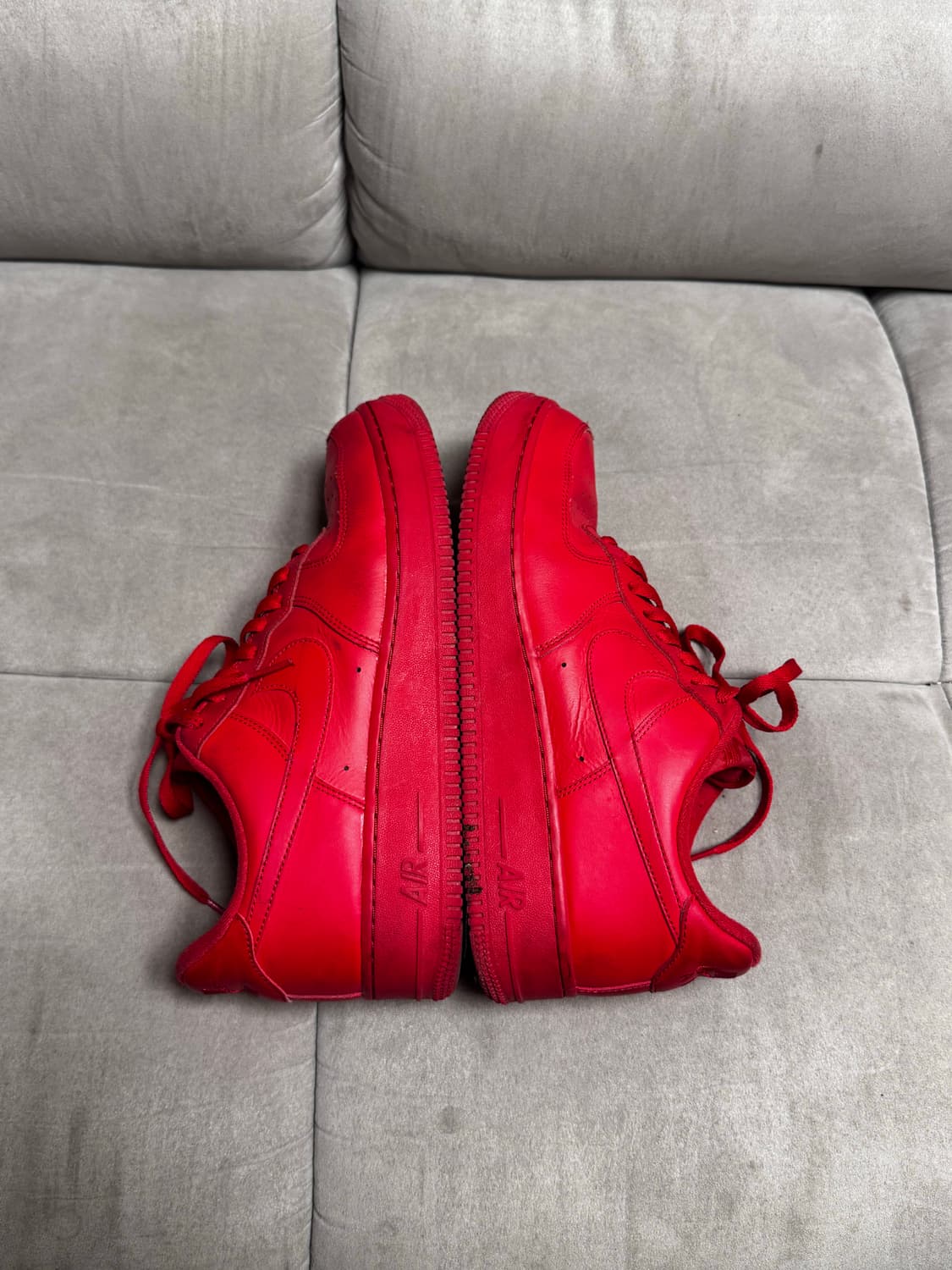 나이키 에어포스 트리플 레드 270 상품이미지3