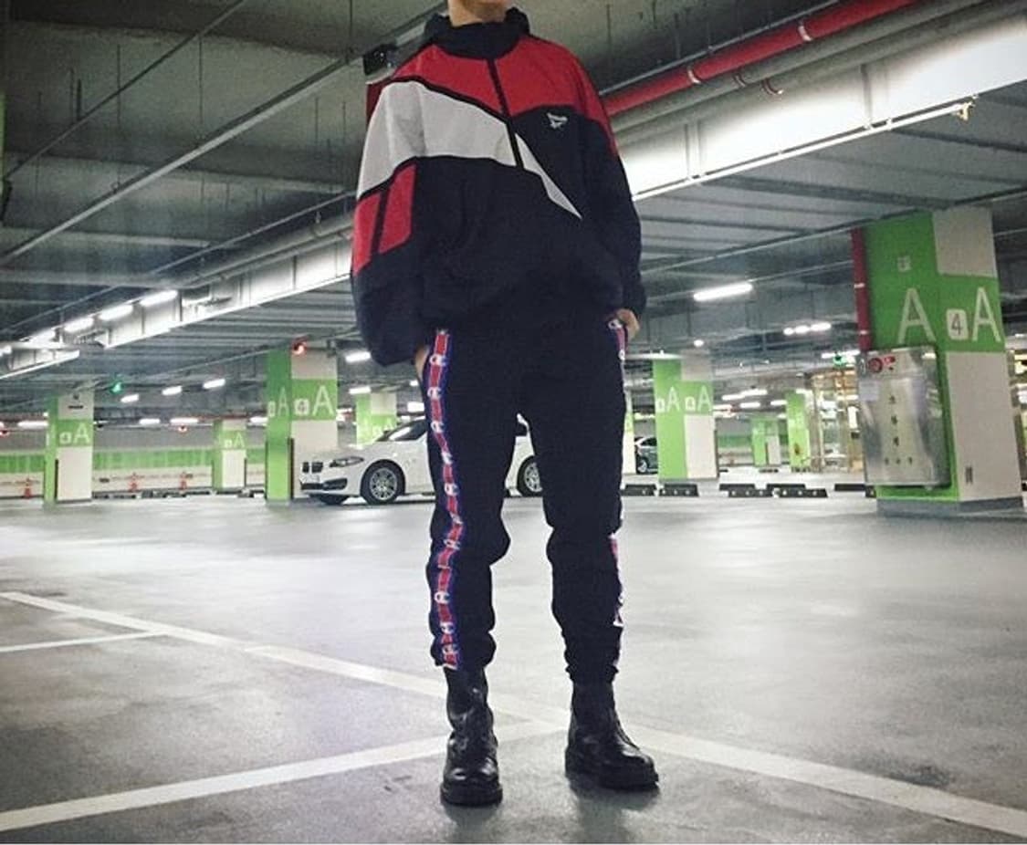 [L] 베트멍 x 리복 트랙 자켓 검빨 상품이미지4