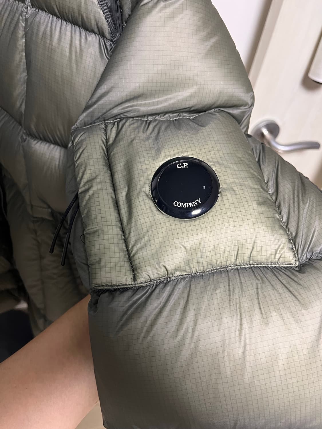 Cp컴퍼니 dd쉘 다운 올리브 54사이즈 상품이미지2