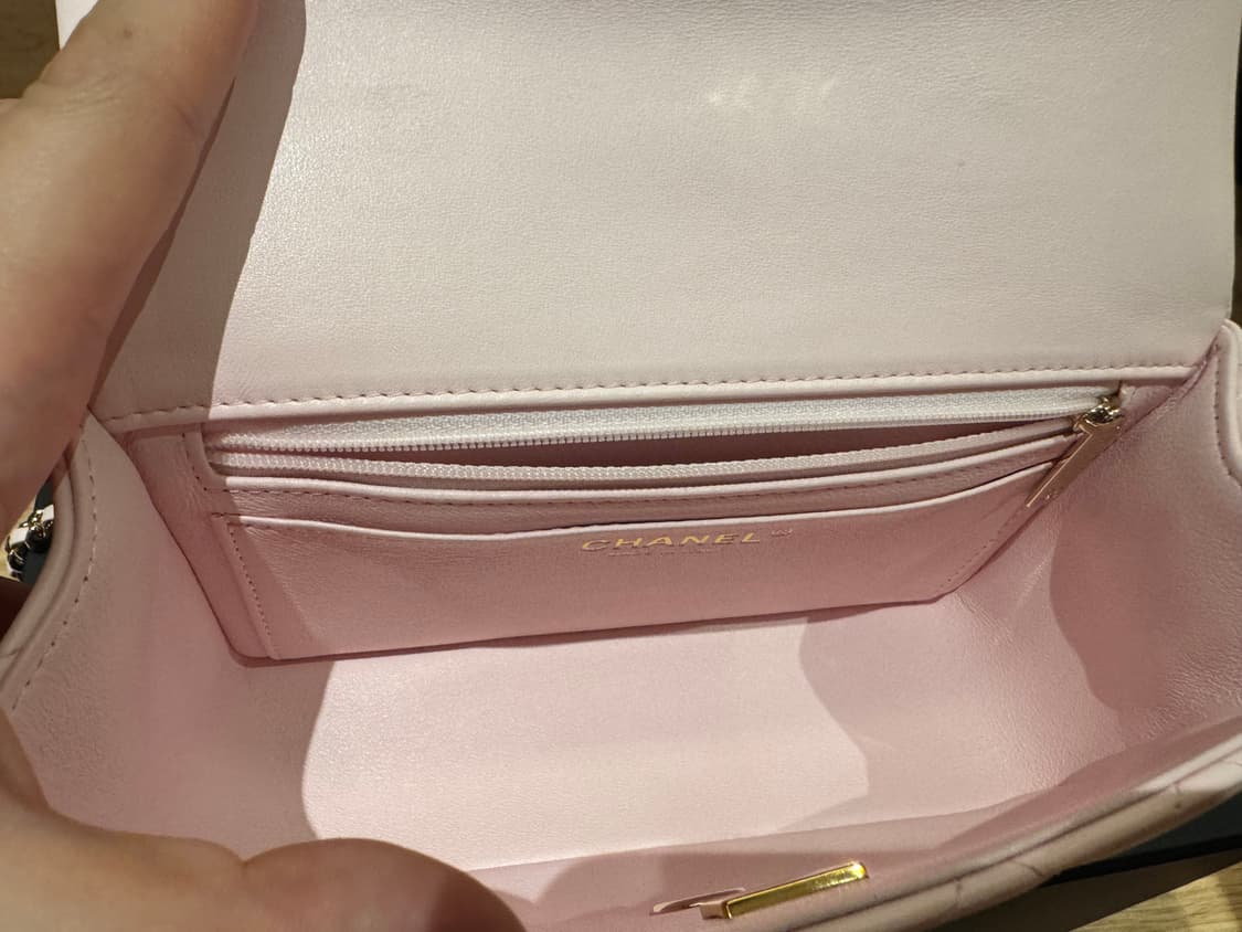 샤넬 뉴미니 탑핸들 한정판 핑크백 상품이미지8
