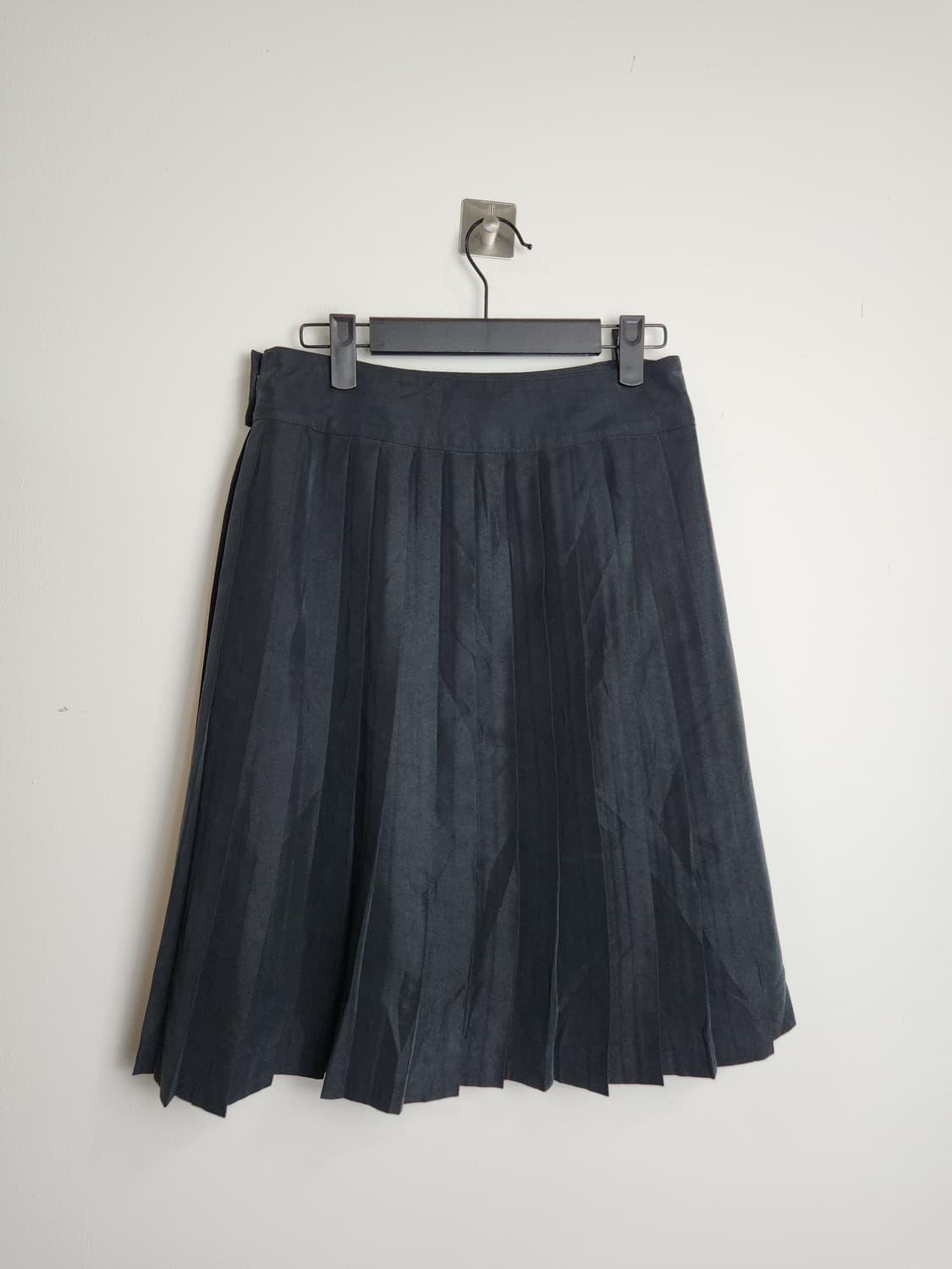 (OZOC) 랩 플리츠 미디 스커트 상품이미지6