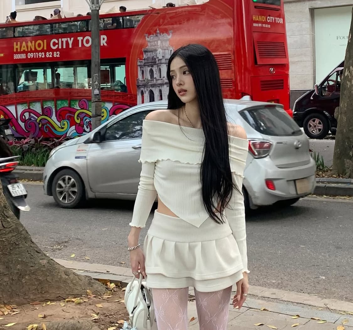 새상품 카키포인트 턱 스커트 아이보리 S 상품이미지2