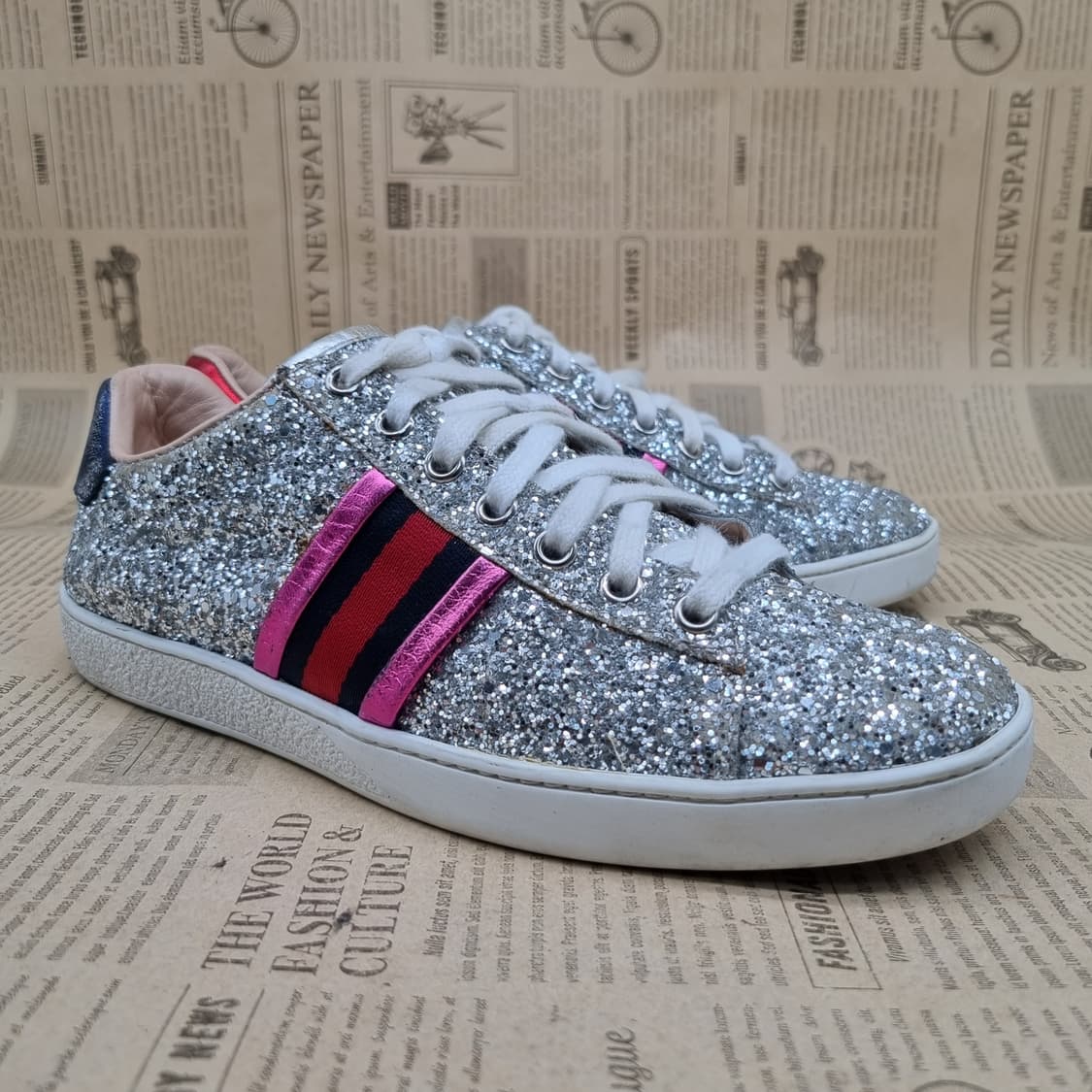 구찌 스니커즈 실버 글리터 36.5 235 상품이미지1