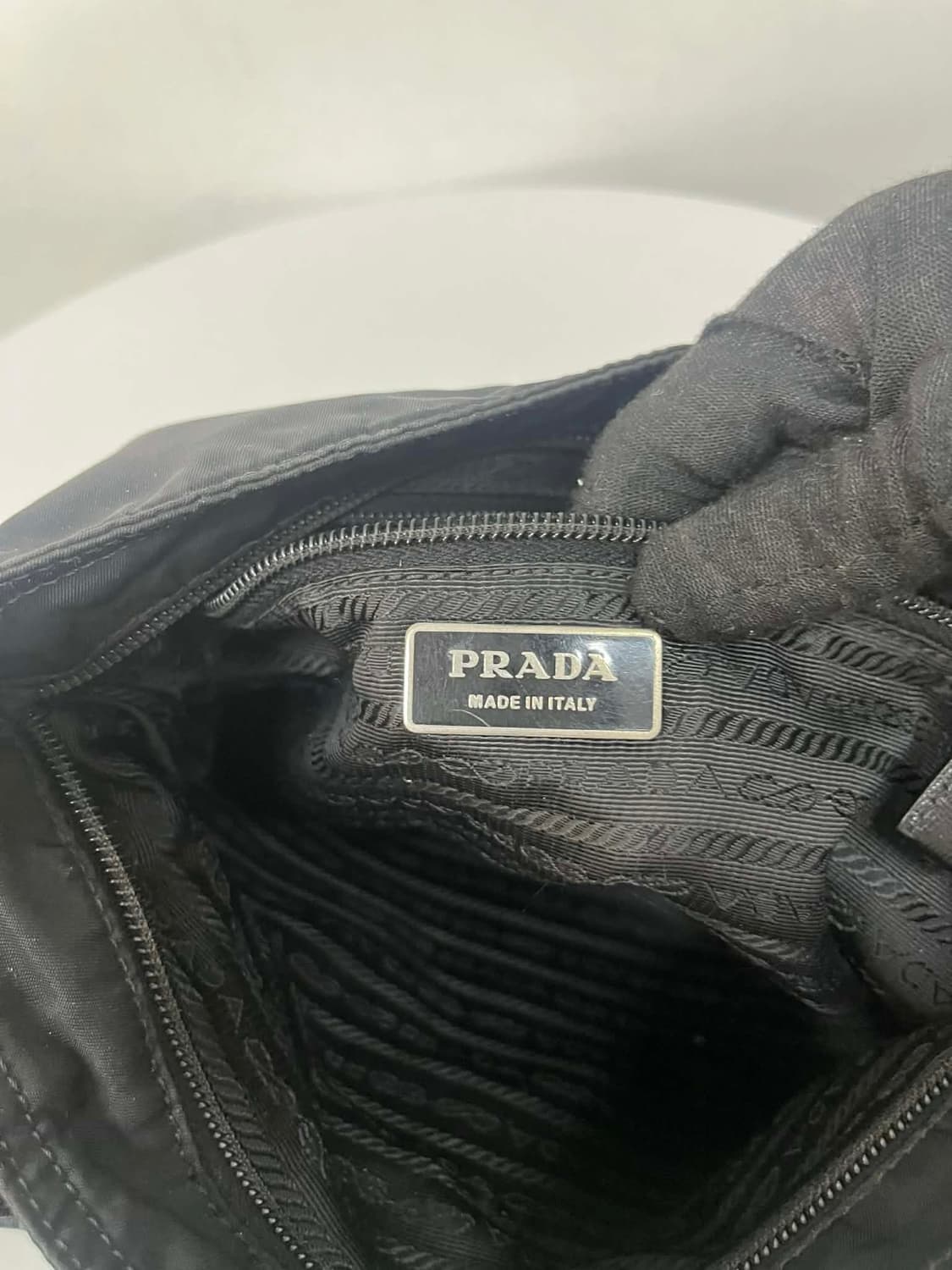 프라다 리나일론 포코노 사각 메신저 크로스백 상품이미지7