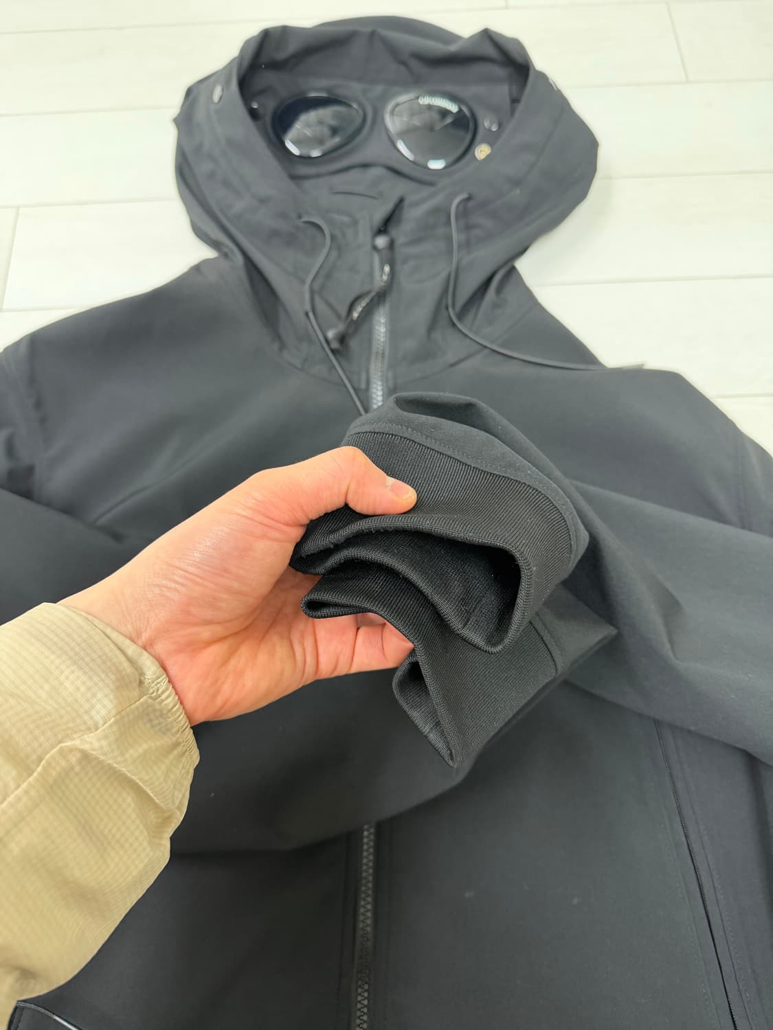 cp컴퍼니  CP SHELL - R  54 사이즈  사진 찍고 절대 안입 상품이미지2