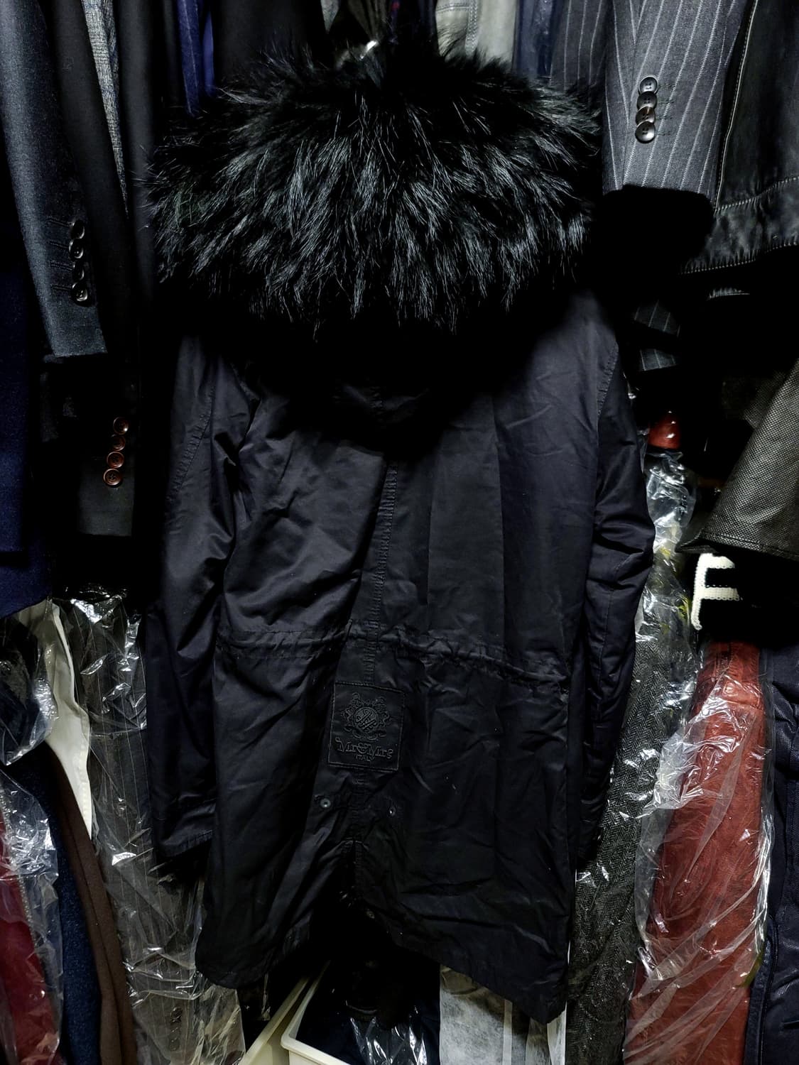 미스터앤미세스퍼 블랙 풀바디 폭스퍼 야상 패딩점퍼 100~105 상품이미지6