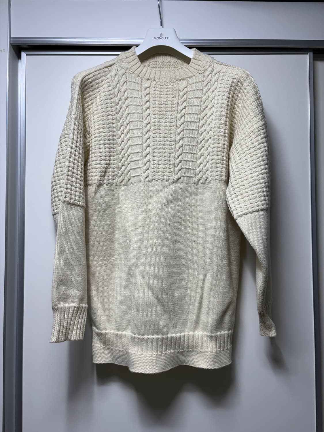 메종 마르지엘라 남성 크루넥 케이블 니트 상품이미지2