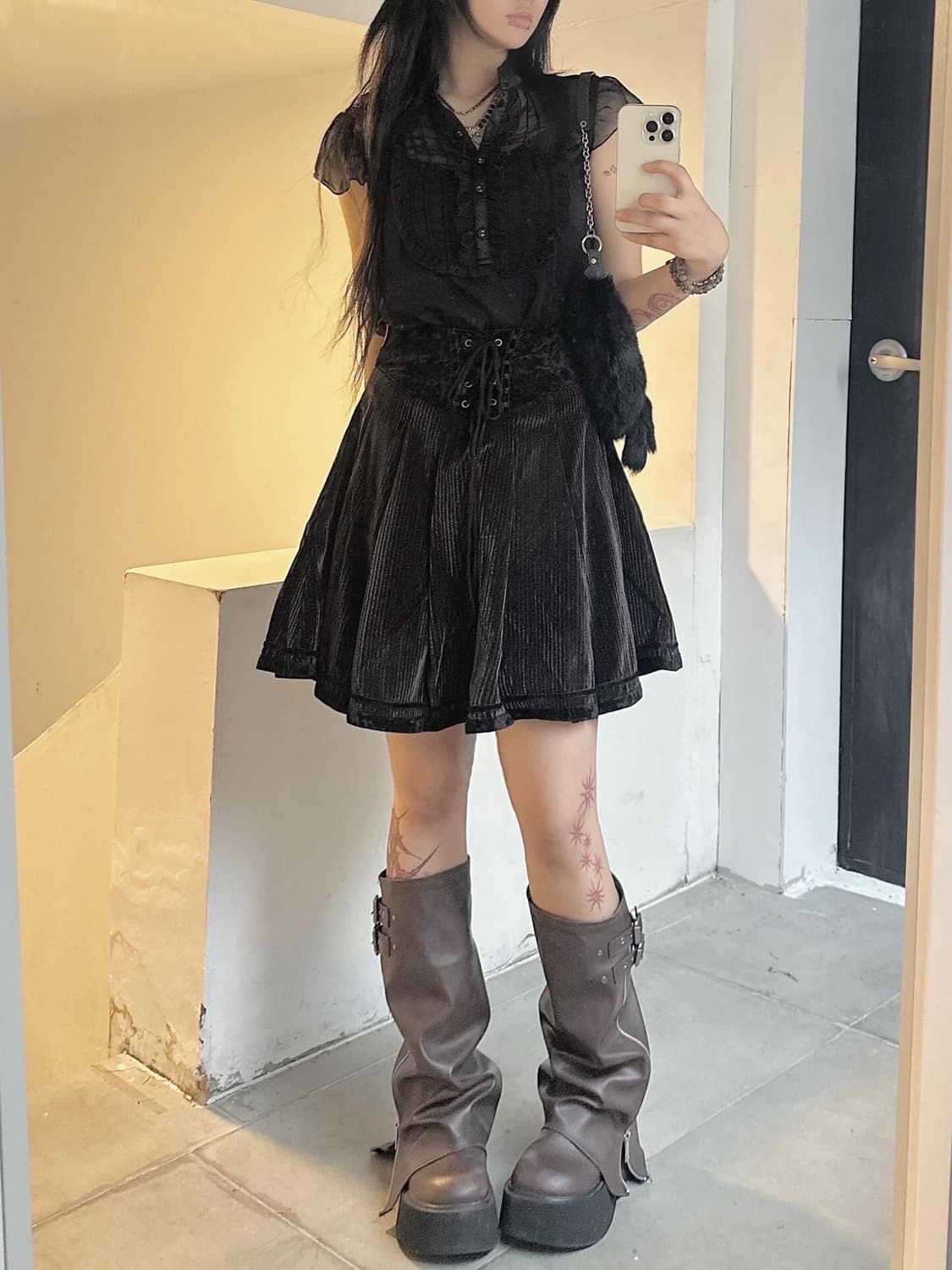 Ozz On brown velvet corset detail skirt 상품이미지6