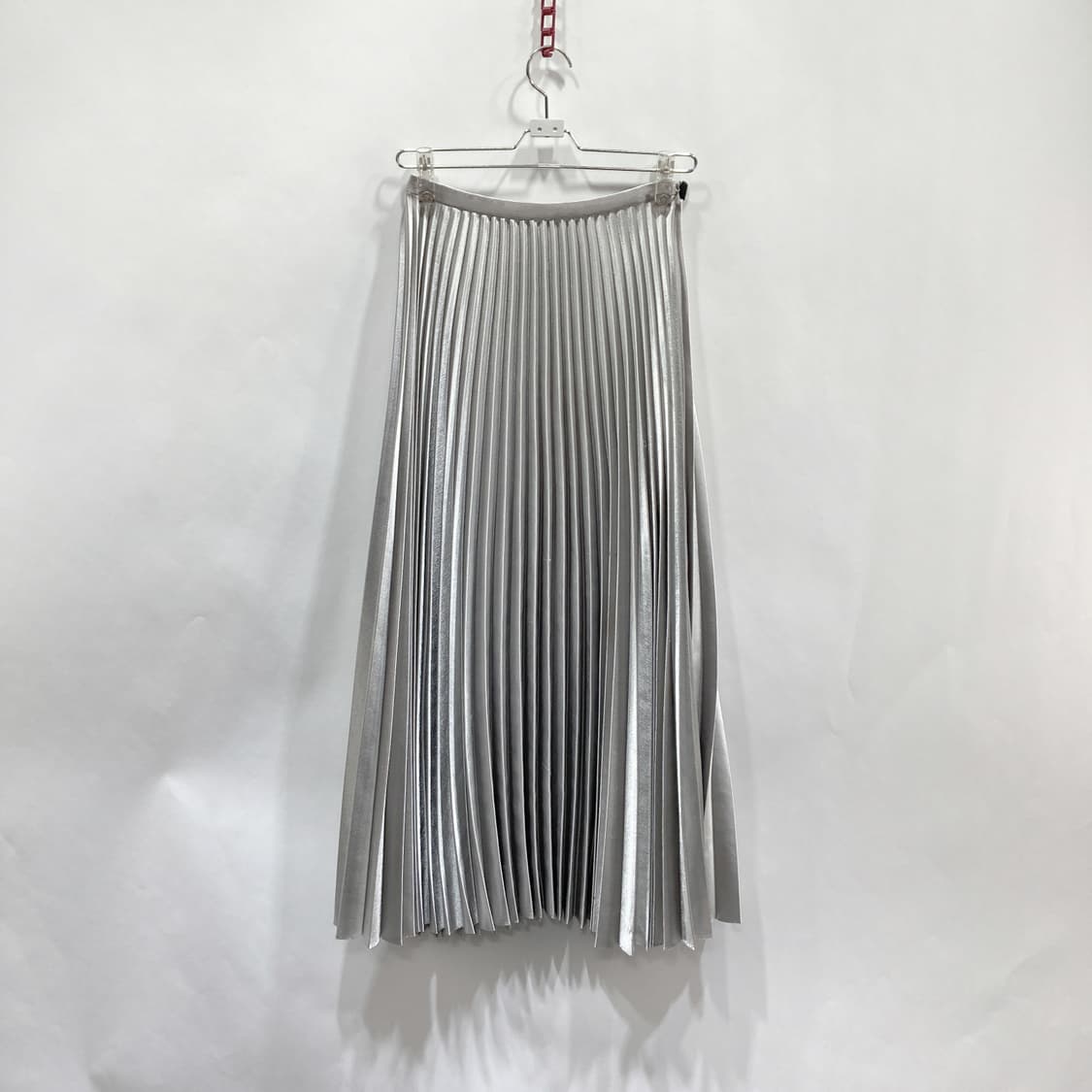 페이퍼문 실키 플리츠맥시스커트 26 상품이미지1