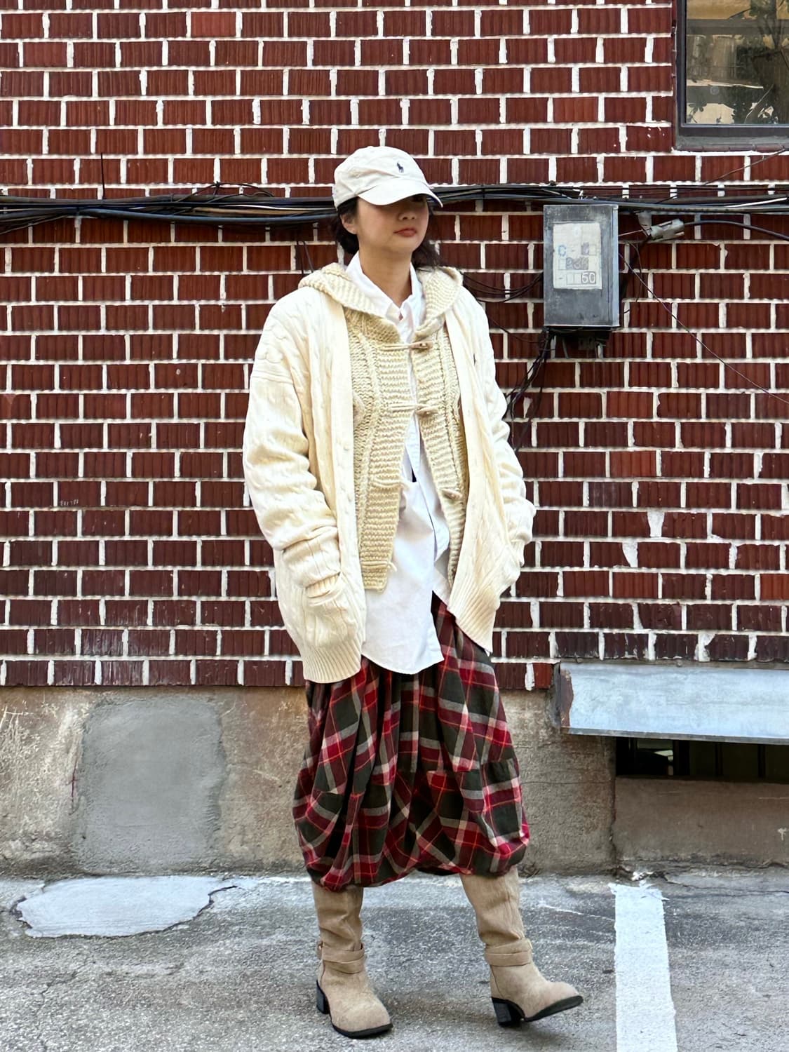 폴로 케이블 니트 떡코 후드 가디건 폴로 셔츠 체크 벌룬 스커트 코디 상품이미지1