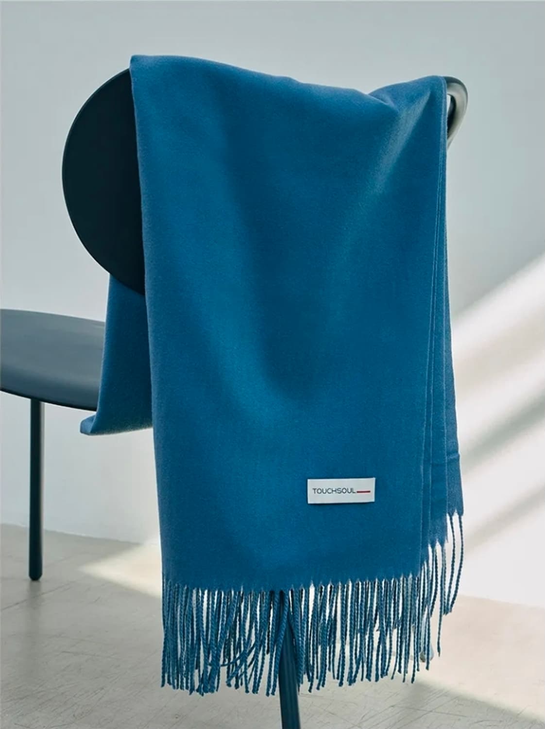 터치소울 터치풀 롱 머플러 더스티 블루 상품이미지2