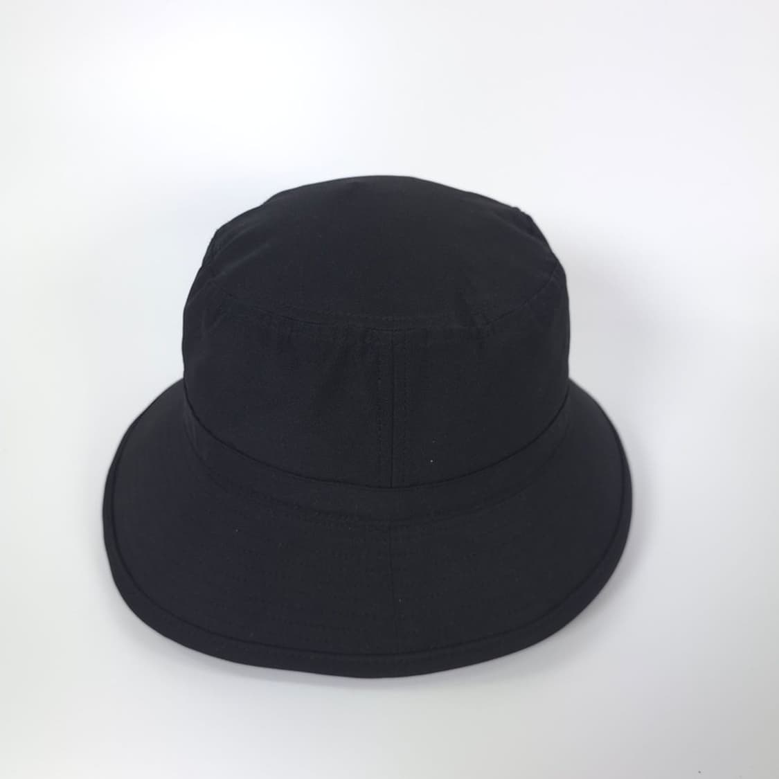 아디다스 골프 올블랙 미니멀 버킷햇 상품이미지3