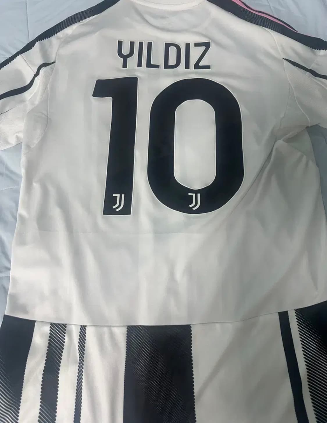 유벤투스 유니폼 25-26 클럽월드컵 버전 일디즈 마킹 상품이미지2