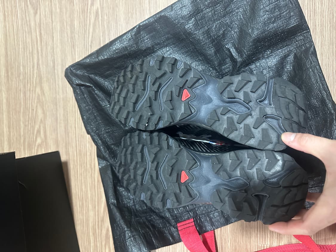 살로몬 xt-4 블랙실버 메탈릭 팝니다(280) 상품이미지4