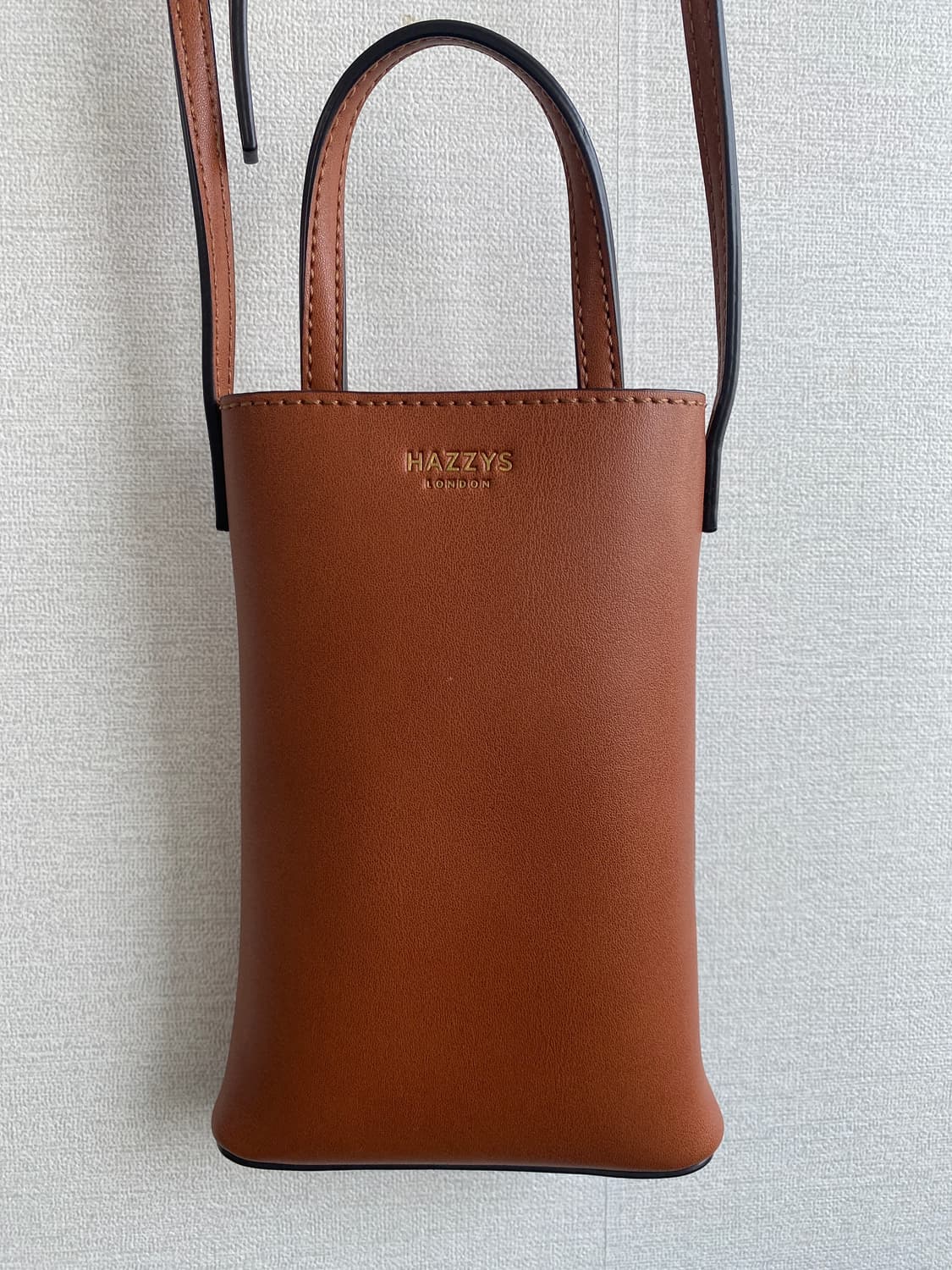 헤지스 가죽 미니 크로스백 상품이미지2