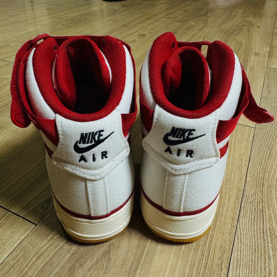 나이키 에어 포스 1 하이 '07 LV8 "세일" 블러드라인 레드 상품이미지6