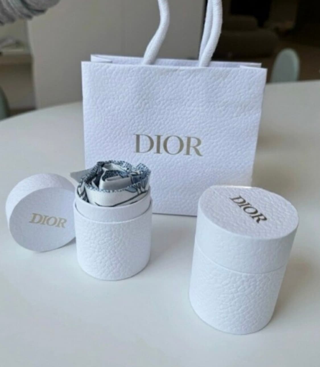 디올 실크 트윌리 스카프  상품이미지4